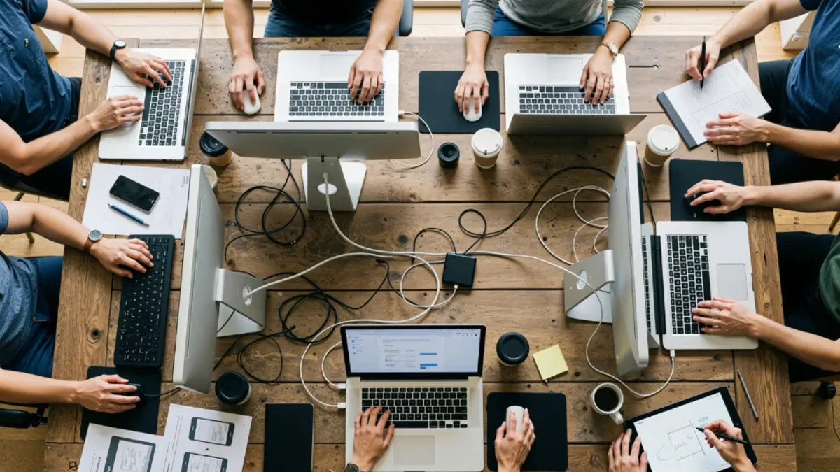 Prospek Kerja Lulusan SATU University Bandung di Era Digital