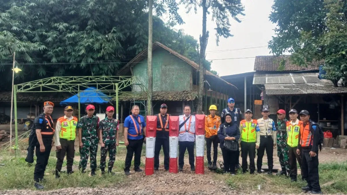 KAI Daop 1 Jakarta Tutup Perlintasan Sebidang Liar di Tangerang, Perkuat Upaya Peningkatan Keselamatan Perjalanan Kereta Api