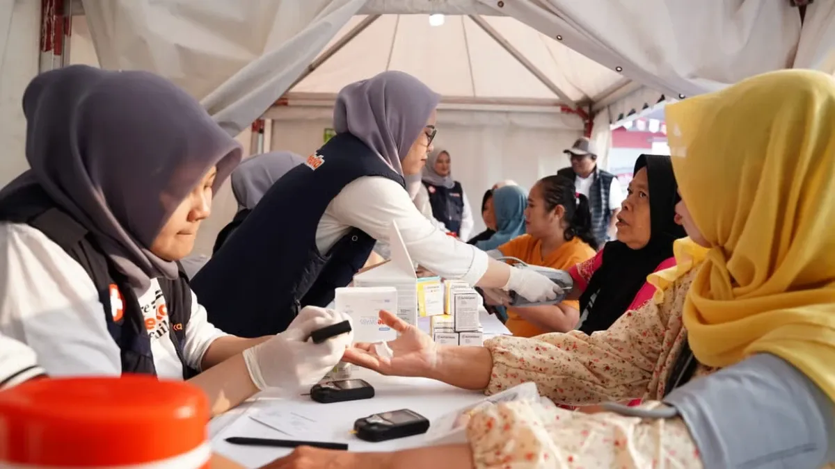 Semarak Merah Putih BRI Region 6 Hadirkan Pemeriksaan Kesehatan Gratis bagi Masyarakat Pasar Malaka Rorotan